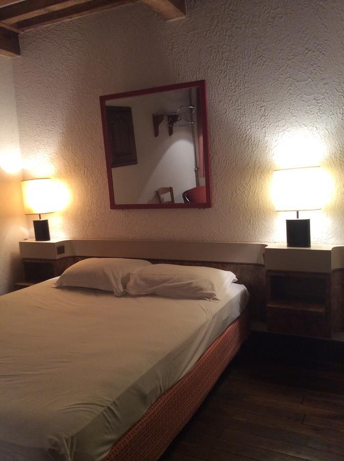 Montagny  Aux Prisons De Montagny Bed & Breakfast エクステリア 写真